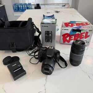 Canon EOS Rebel T5 + Fre Tripod